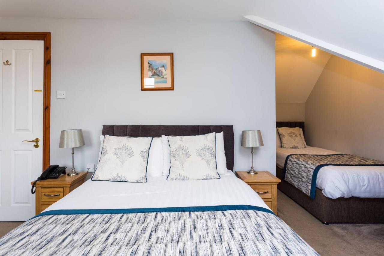 The Lawn Guest House Gatwick Horley Buitenkant foto