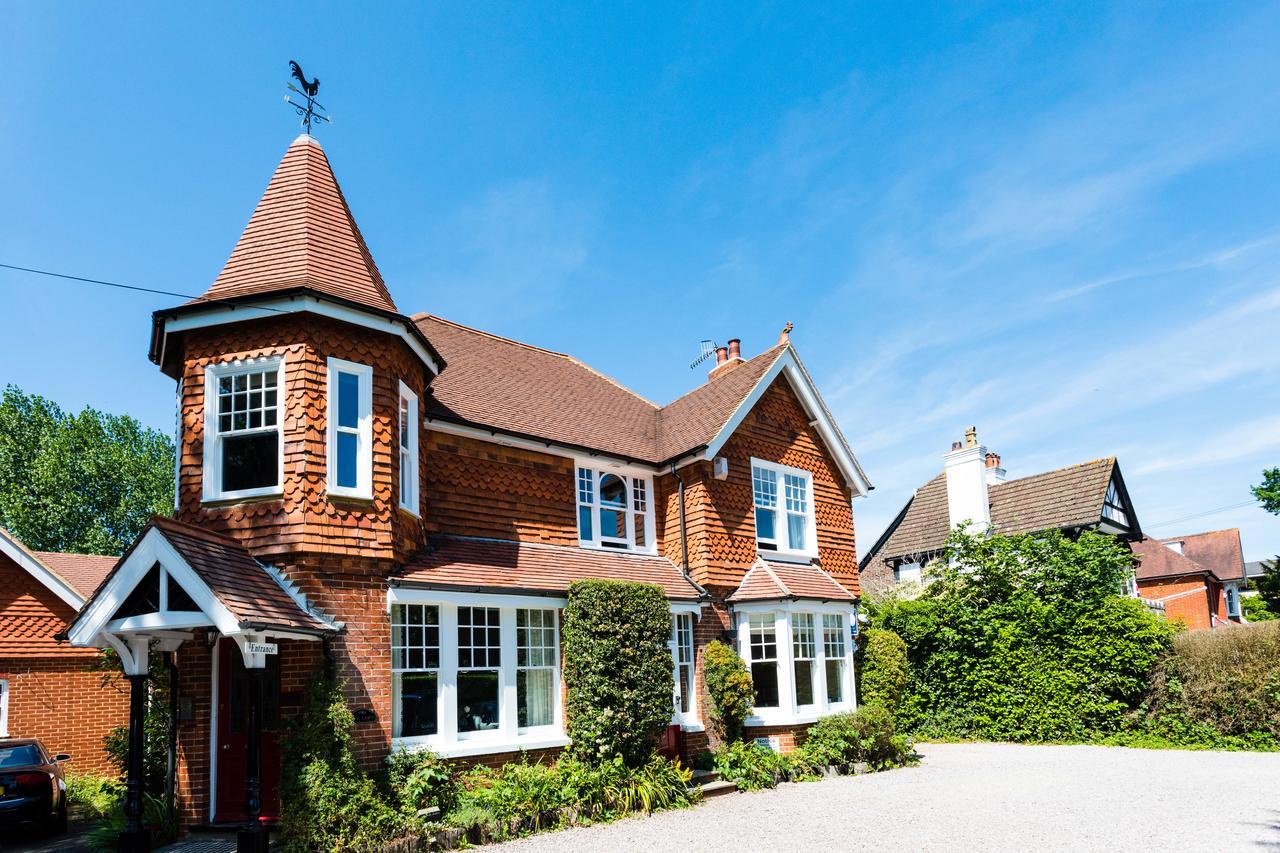 The Lawn Guest House Gatwick Horley Buitenkant foto