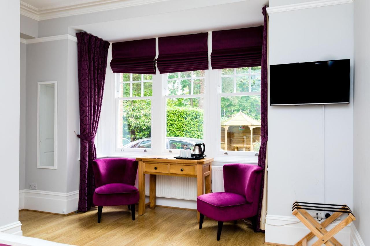 The Lawn Guest House Gatwick Horley Buitenkant foto
