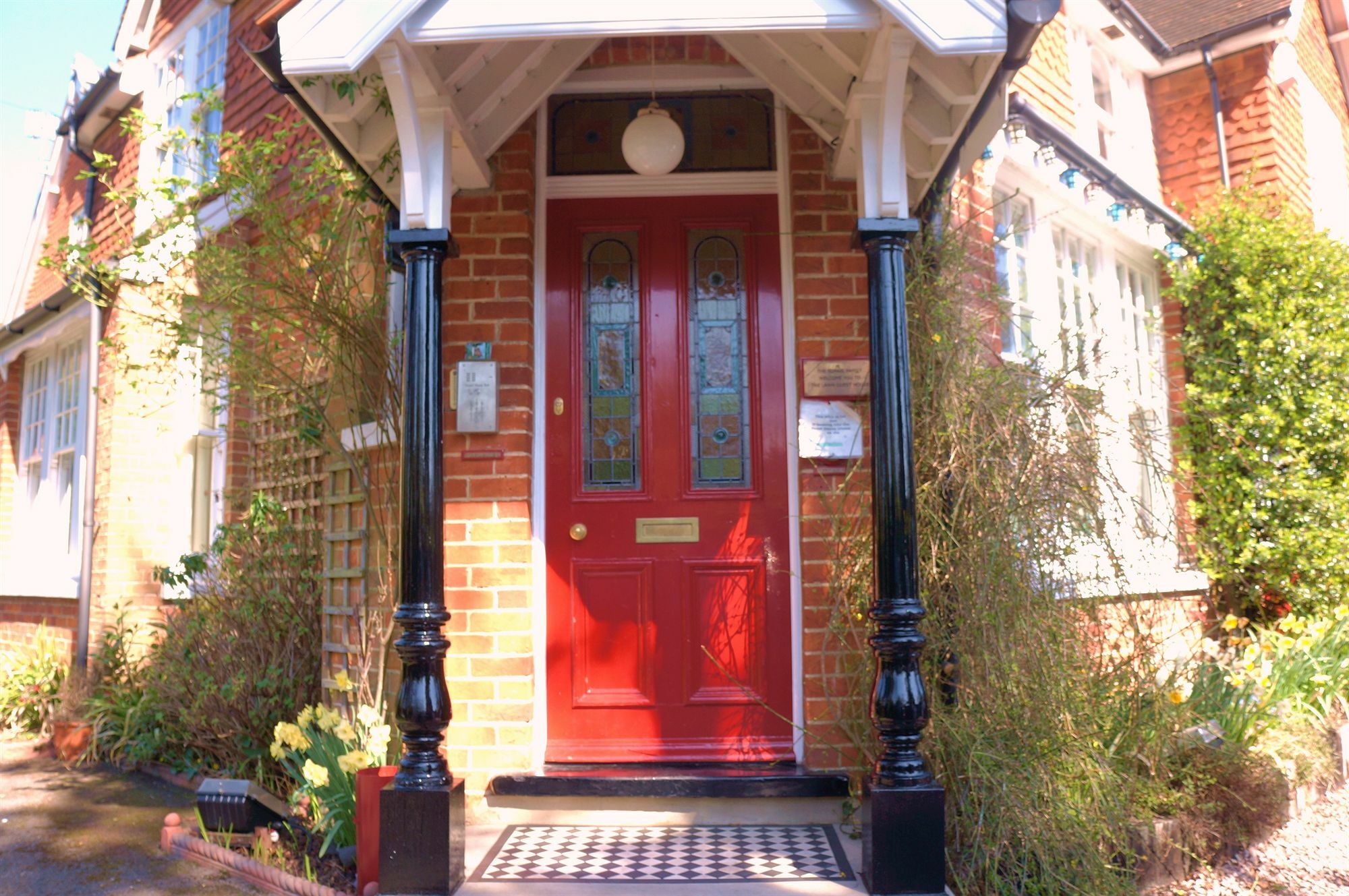 The Lawn Guest House Gatwick Horley Buitenkant foto